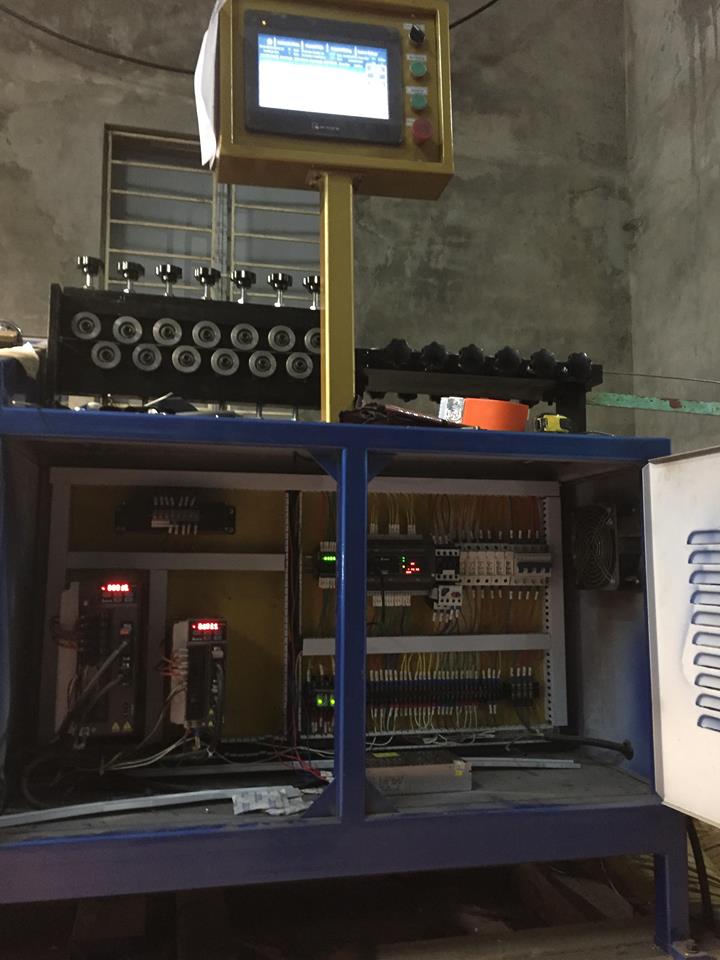 Sửa hệ thống điện, plc cho máy uốn cắt sắt tại Thanh Miện
